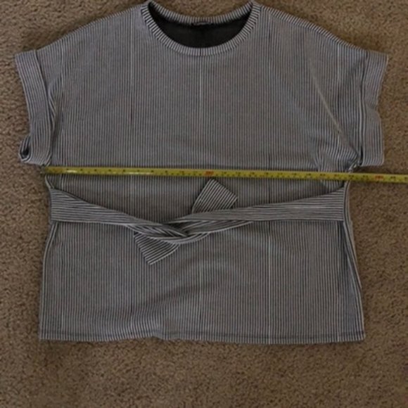 Express Tie Front Soft Striped Top M - Picture 8 of 11